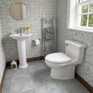 تمیز کردن حمام و دستشویی با استفاده از مواد طبیعی یا ترکیبات خانگی