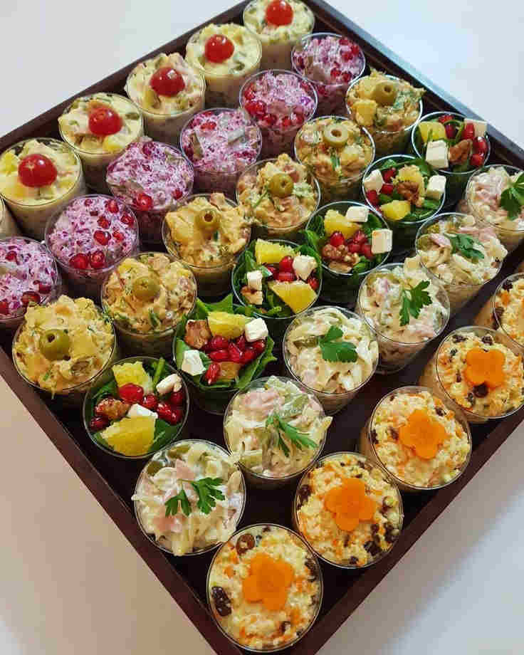 تهیه سالاد الویه برای 300 نفر