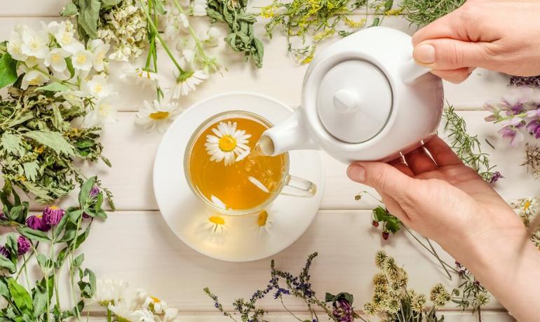 ۱۰ توصیه تغذیه‌ای مؤثر برای کاهش استرس | خوراکی‌هایی برای آرامش اعصاب