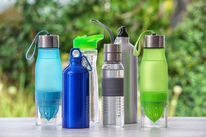 بهترین ظرف برای نگهداری آب بهترین ظرف نگهداری اب در یخچال