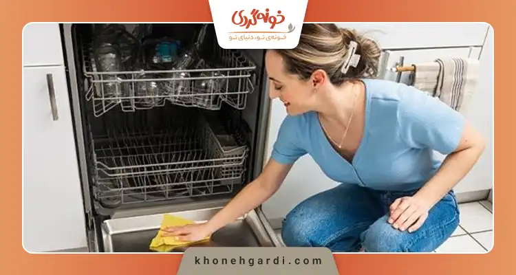 نشت آب از زیر ماشین ظرفشویی