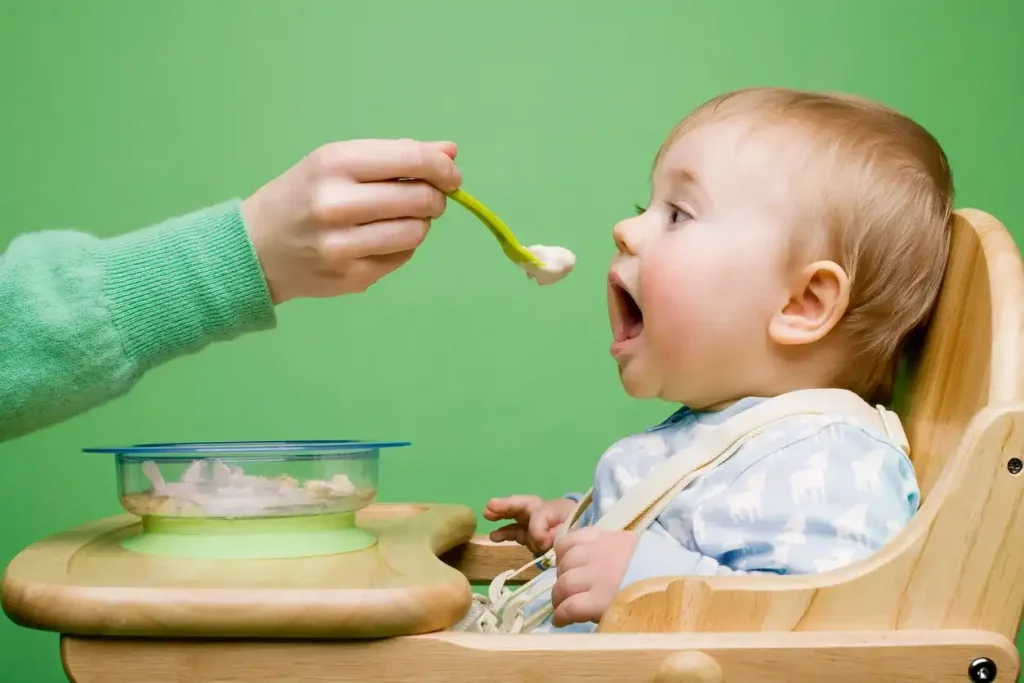 بهترین غذا برای وزن گیری نوزاد هشت ماهه