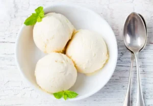 طرز تهیه بستنی خانگی با شیر بدون ثعلب و خامه
