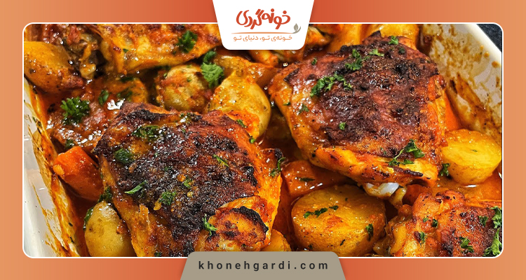 خوراک مرغ و سیب زمینی با رب گوجه