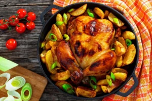 مرغ شکم پر با کشمش و گردو و رب انار