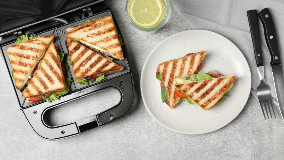 بهترین ساندویچ ساز
